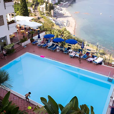 Hotel Hotiday Collection - 4*