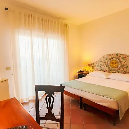 Hotel Hotiday Collection - 4*