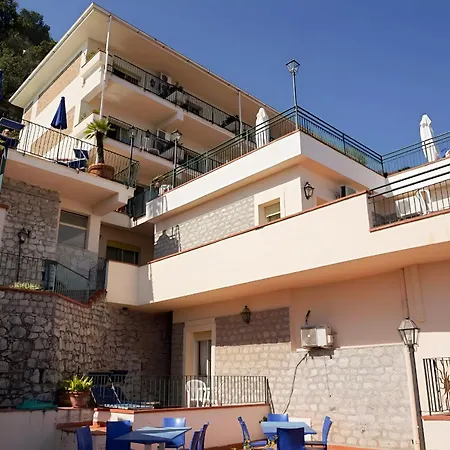 Hotiday Collection - 4* Taormina